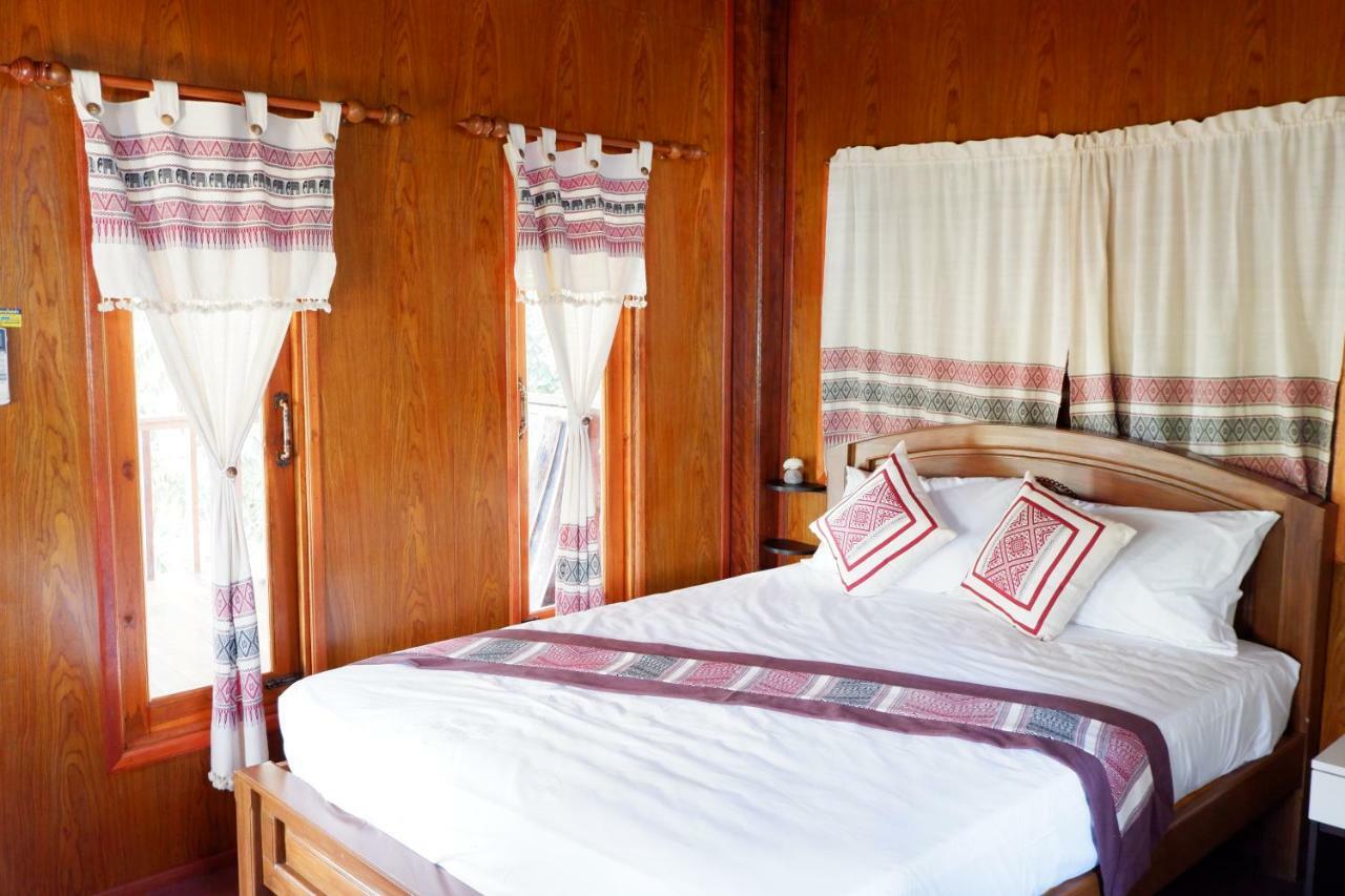 Pan Fai Homestay ナーン エクステリア 写真