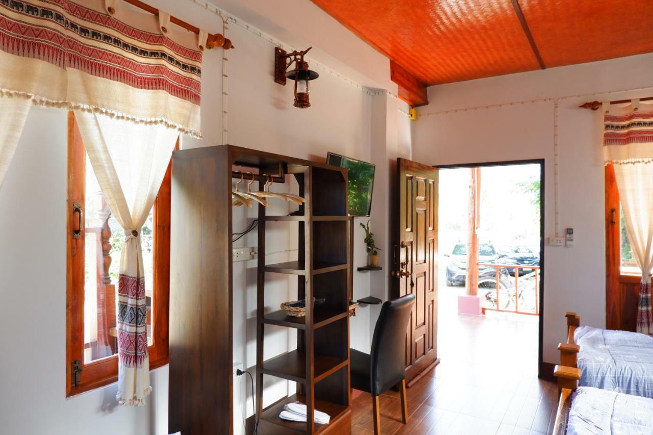 Pan Fai Homestay ナーン エクステリア 写真