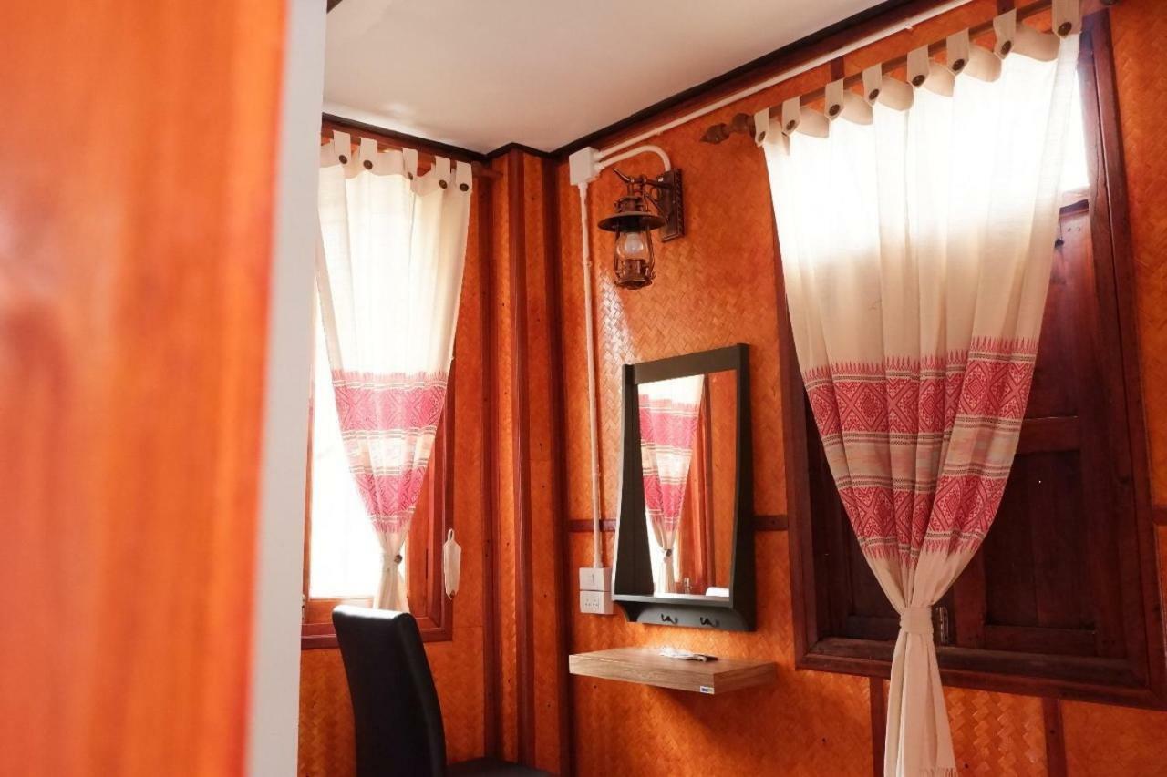 Pan Fai Homestay ナーン エクステリア 写真