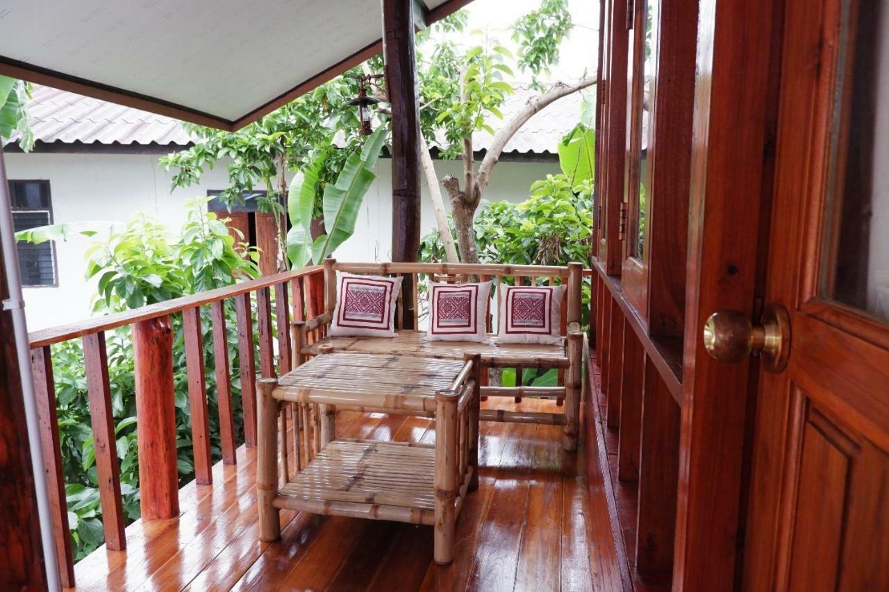 Pan Fai Homestay ナーン エクステリア 写真